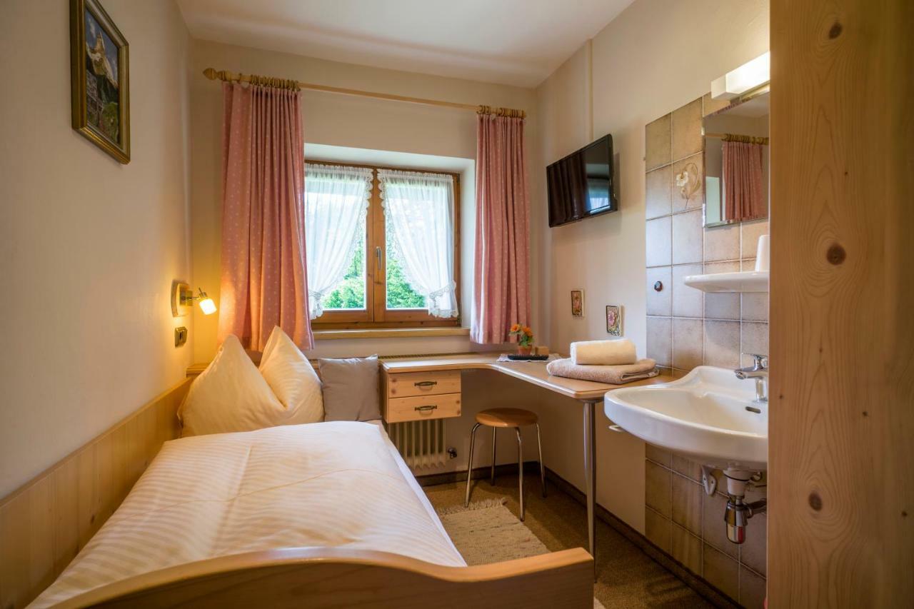 Gastehaus Poll Maria Apartamento Scheffau am Wilden Kaiser Exterior foto